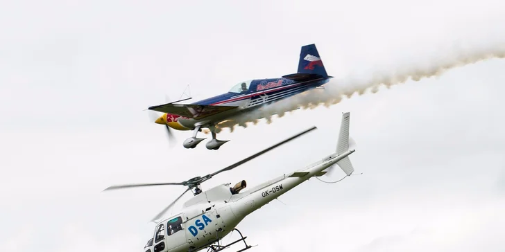 VIP vstupenka na adrenalinovou zábavu - Rally Show a Helicopter Show