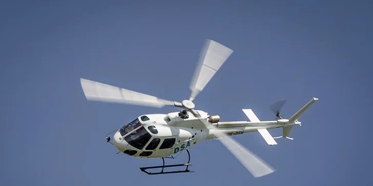 VIP vstupenka na adrenalinovou zábavu - Rally Show a Helicopter Show