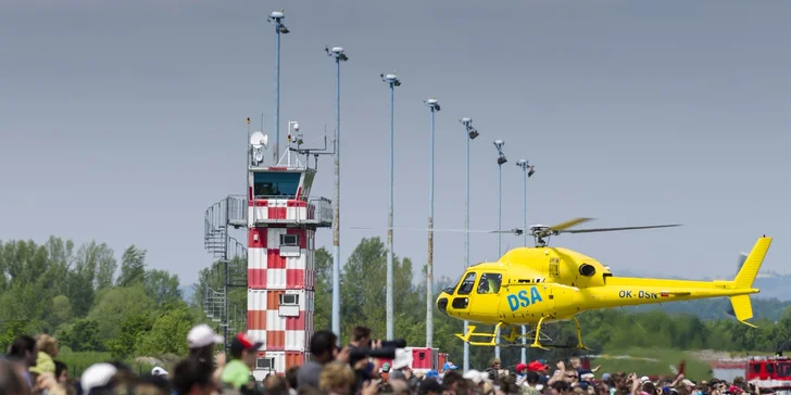 VIP vstupenka na adrenalinovou zábavu - Rally Show a Helicopter Show
