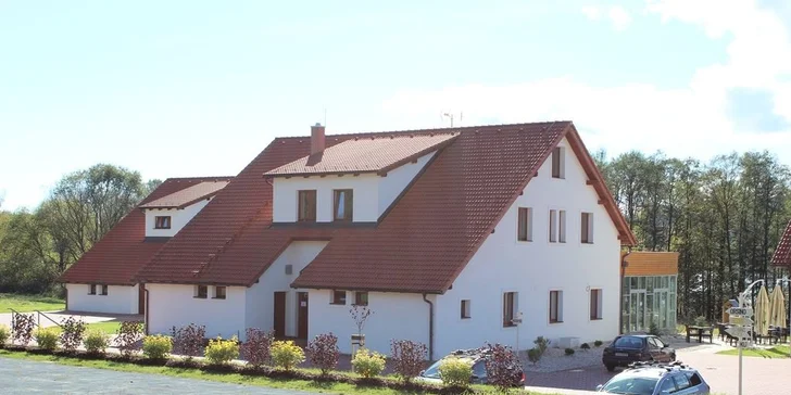 Červen na Lipně: wellness pobyt s polopenzí a kartou plnou výhod pro dva