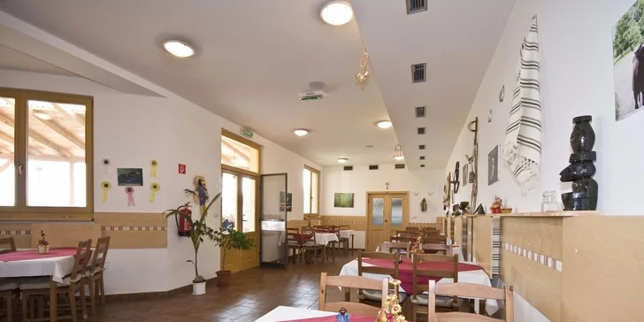 Aktivní podzim nedaleko Sence – polopenze, sauna, aquapark i Slunečná jezera