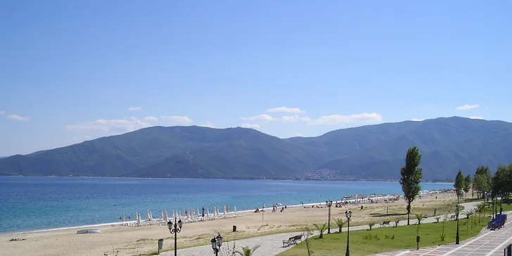 Až 12 dní v apartmánech na řeckém poloostrově Chalkidiki s polopenzí