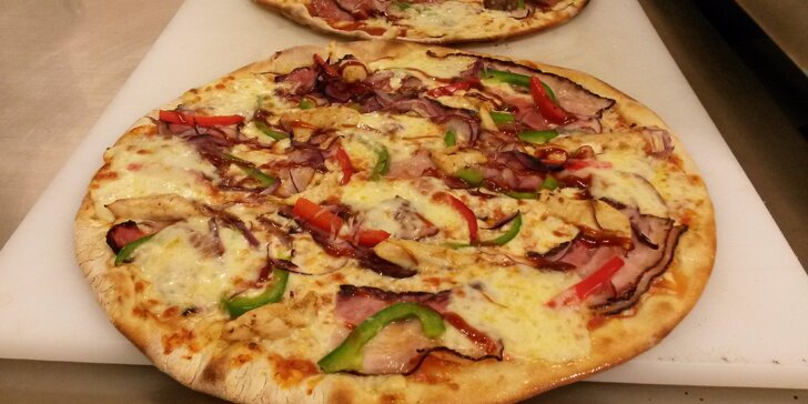Skvělá křupavá pizza: Vychutnejte si kousek Itálie také v Opavě