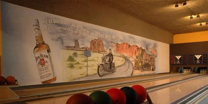 Jedna nebo dvě hodiny bowlingu až pro 8 hráčů