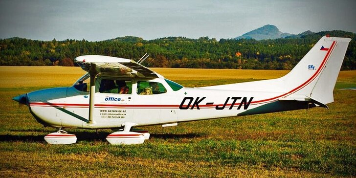 Pilotujte letoun Cessna 172 a vezměte s sebou až dva pasažéry