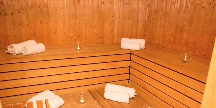 Hotel přímo u Lipna: 2–4 dny, polopenze a wellness s bazénem a saunou