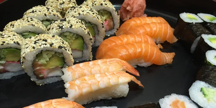 Pestré sushi sety i s polévkou podle výběru: 24 nebo 34 kousků