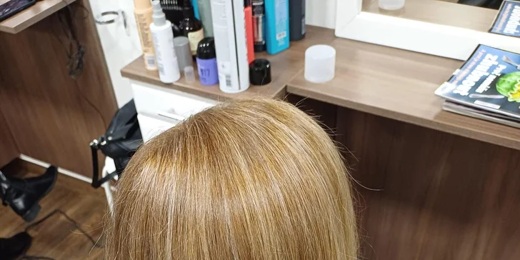 Na vaše kadeře jsou tu nachystáni každý všední den, stačí si předem udělat telefonickou rezervaci. 