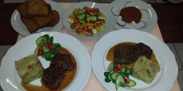 Vydatný raut v Restaurantu Flora – steaky i tatarák