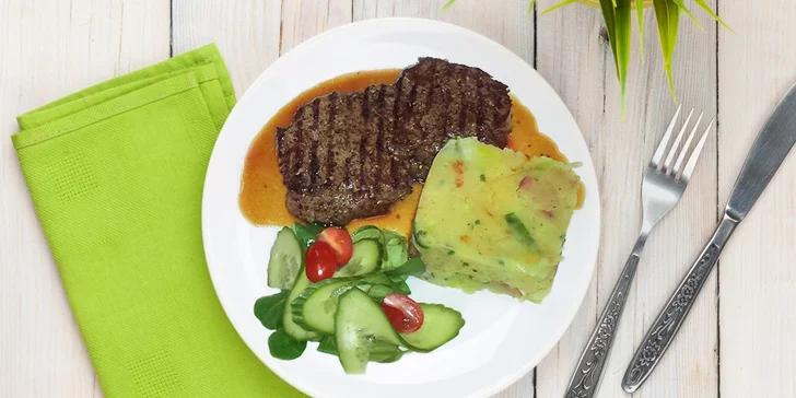 Vydatný raut v Restaurantu Flora – steaky i tatarák