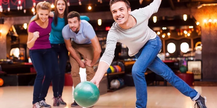 Jedna nebo dvě hodiny bowlingu až pro 8 hráčů