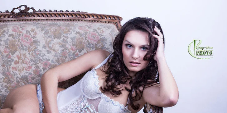 Ateliérové focení: retro, budoir, akty, portréty včetně služeb vizážistky