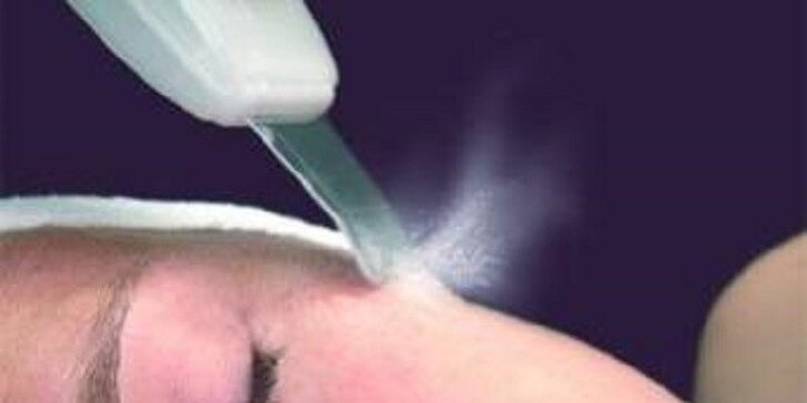 Hydratační kosmetické ošetření pleti ultrazvukovou špachtlí