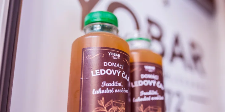 Osvěžte se domácími ledovými čaji v baru Yobar