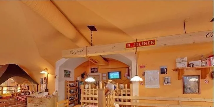 Velké masové prkno Hloupého Honzy plné dobrot až pro 4 osoby