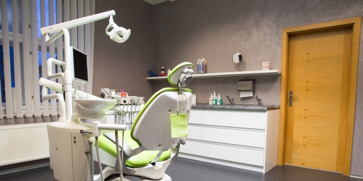 Dentální hygiena včetně air-flow ve sto­matologickém centru Belu
