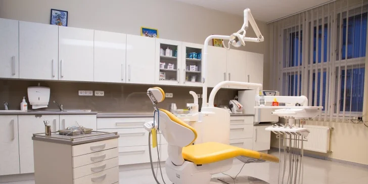 Pečlivá dentální hygiena nebo šetrné bělení zubů