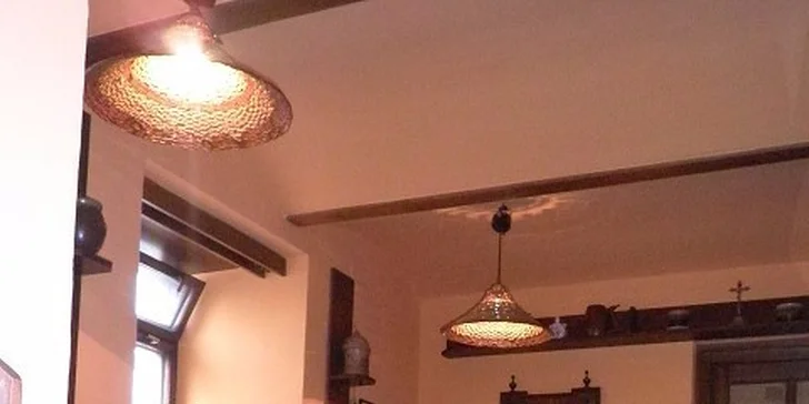Bašta na hlad i k posezení s přáteli: 2 pizzy o průměru 40 cm dle výběru