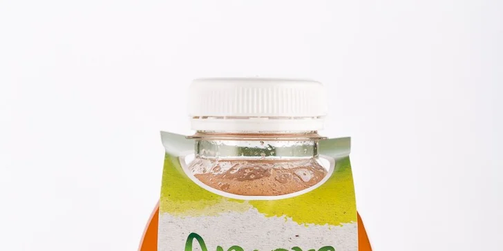 Tři velké čerstvé šťávy Amore Fresh s sebou a podle vlastní chuti