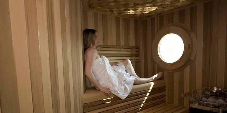 Romantika na lodi: 2 nebo 3 dny s wellness a kulinářskými zážitky pro 2