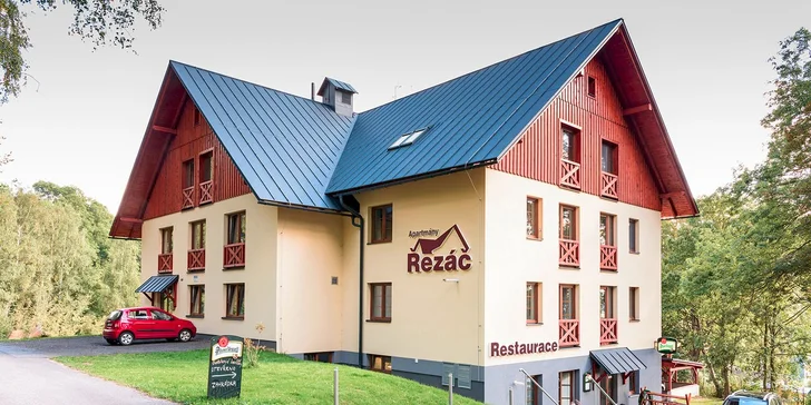 Útulné apartmány Řezáč: pohoda pro dva v Rokytnici nad Jizerou se snídaní