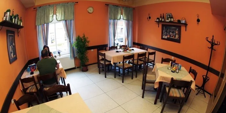 Úžasná pizza dle výběru pro 1 nebo 2 osoby