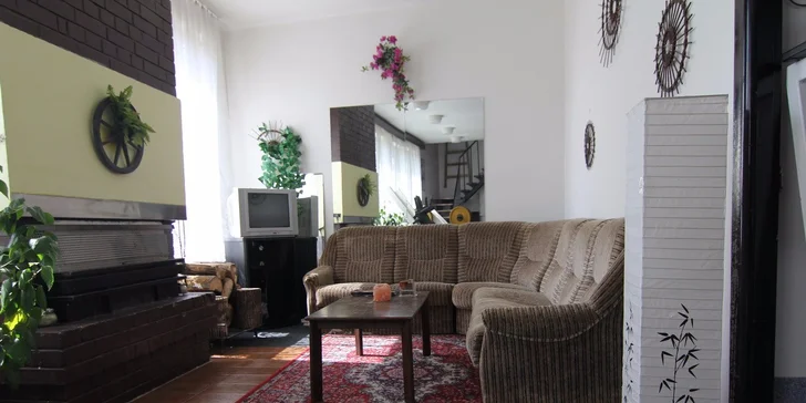 Měsíční permanentka do posilovny s neomezeným vstupem a nápoji zdarma