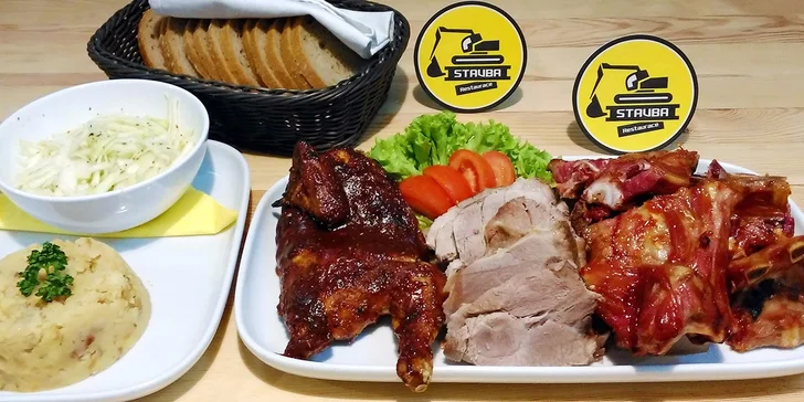 Pořádná nálož masa až pro 4 osoby v restauraci Stavba