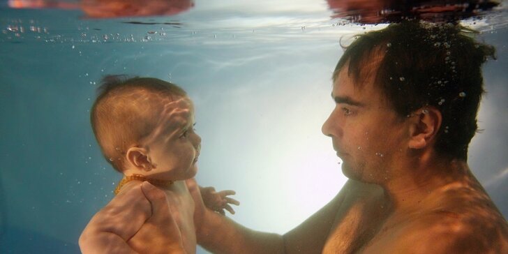 10 lekcí plavání pro děti a miminka ve slané vodě