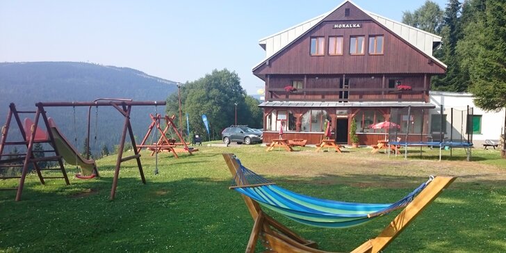 Pobyt ve Špindlerově Mlýně: dokonalý relax uprostřed přírody i na terase u bazénu, polopenze