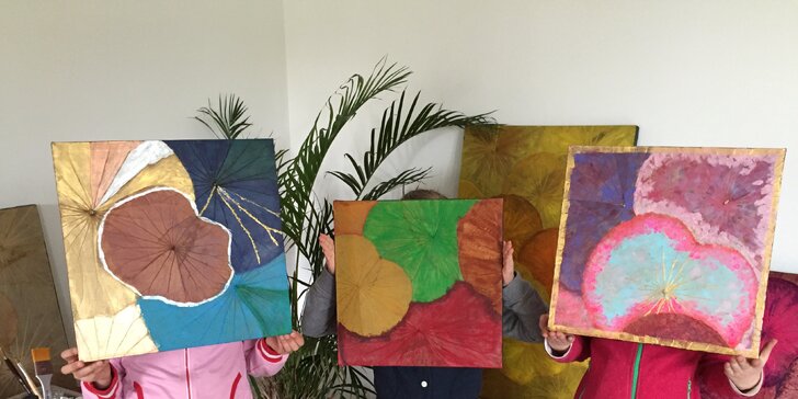 Staňte se umělcem: Kreativní workshop malování na lotosové listy