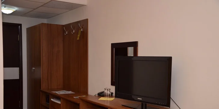 3-8 dní na Slunečných jezerech s polopenzí, bazény, wellness a dětskými atrakcemi
