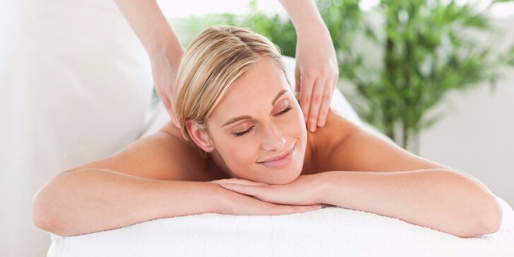 Dopřejte si dokonalý odpočinek na hodinové relaxační masáži