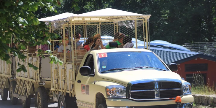 Noc v hotelu Safari pro celou rodinu s projížďkou v Safari trucku