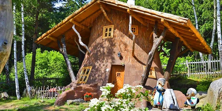 Last minute pohádková noc v pohádkové vesničce Podlesíčko pro celou rodinu