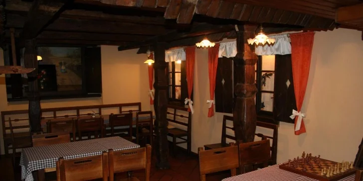 Lahodný Caesar pro jednoho nebo dva v restauraci U Rumpálu