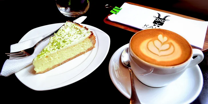 Vychutnejte si sami nebo ve dvou cheesecake s kávou či čajem