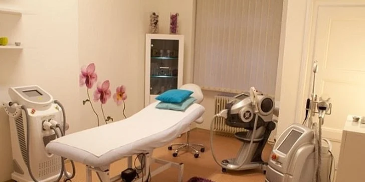 Trvalé odstranění chloupků na celém těle nebo vybraných partiích za skvělou cenu. Špičkový laser E-light pro dokonale hladké a krásné tělo.