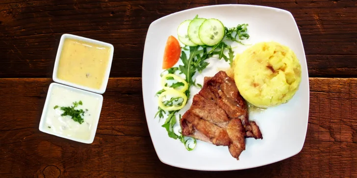 Carpaccio z červené řepy a steakové menu pro dva