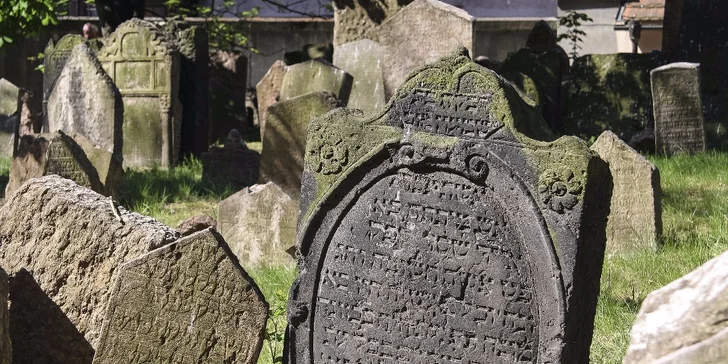 Výlet do židovského Krakowa a beseda s pamětníkem v Schindlerově továrně