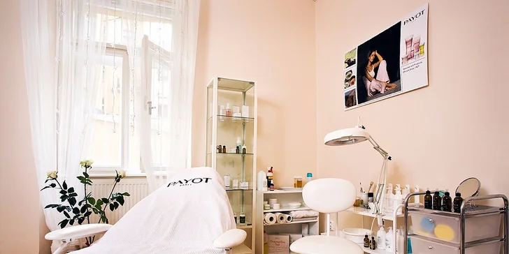 Ideální start na léto: Zkrášlující balíček se střihem a kosmetickým ošetření