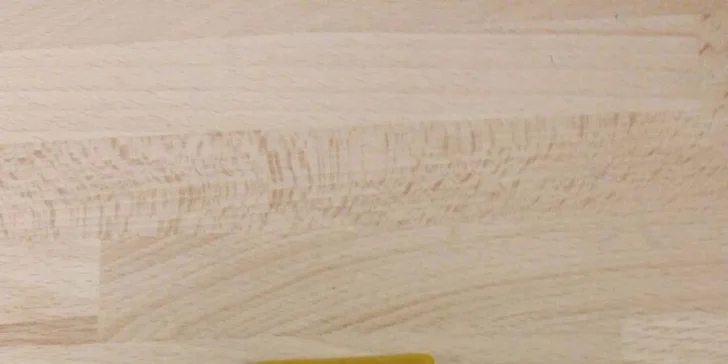 Pastelky ze včelího vosku i svíčky – kreativní návštěva svíčkárny Rodas