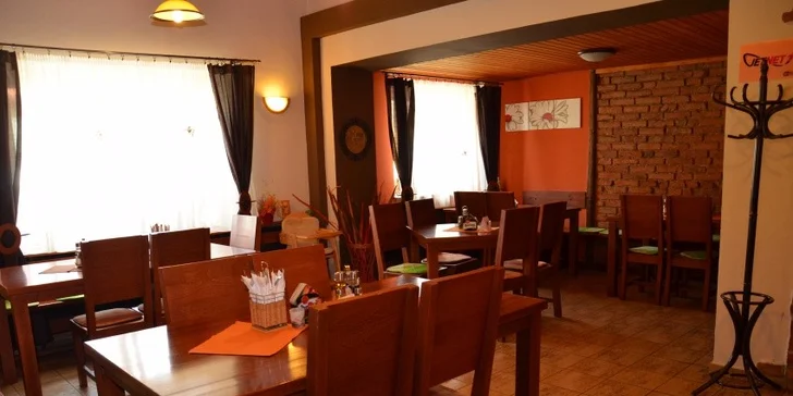 Najezte se po italsku: dvě pizzy zdobené vašimi oblíbenými ingrediencemi