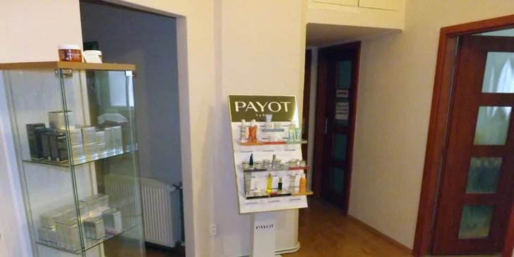 Depilace cukrovou pastou pro dámy i gentlemany v salonu Beauty Life