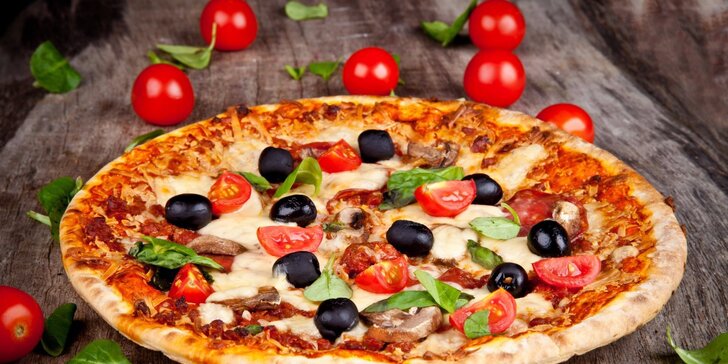 Chuť pravé Itálie: Dvě ručně tahané pizzy plné ingrediencí