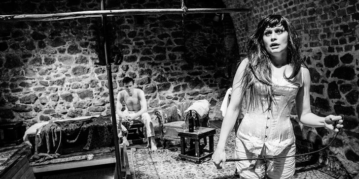 Divadlo U stolu: August Strindberg – Slečna Julie