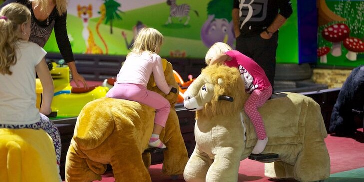 Zábava ve Funparku Žirafa: dětské vstupy a káva zdarma pro dospělý doprovod