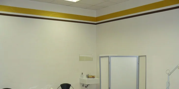 Májový kosmetický balíček včetně galvanické žehličky a masáže obličeje