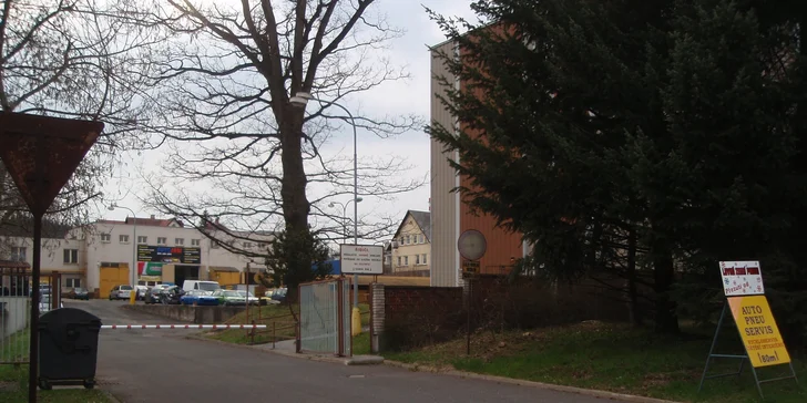 Čištění a plnění autoklimatizace s dezinfekcí vozu ozónem