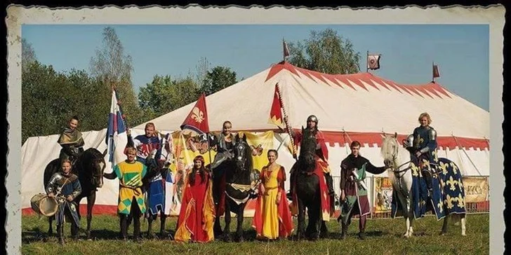 Středověké divadlo Traken